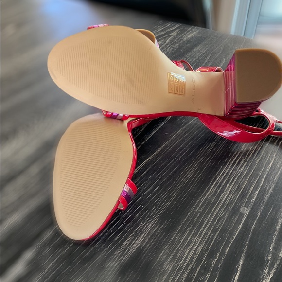 Aldo red patent colored heeled ankle strap sandal - Picture 4 of 5